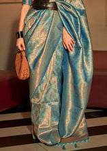 Load image into Gallery viewer, Munsell Blue Two Tone Handloom Weaving Kanjivaram Silk Saree : Top Pick