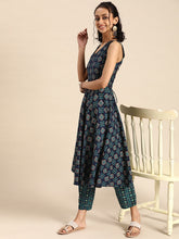 Load image into Gallery viewer, Deep back tie up kurta palazzo
