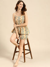Load image into Gallery viewer, Camisole top with Shorts