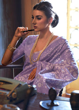 Carica l'immagine nel visualizzatore Galleria,Iris Purple Floral Printed Linen Saree