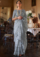 Carica l'immagine nel visualizzatore Galleria,Metal Grey Floral Printed Linen Saree