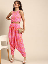 Carica l'immagine nel visualizzatore Galleria,Crop top with Dhoti Pants