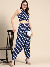 Load image into Gallery viewer, Crop top with Dhoti Pants