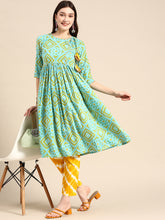 Carica l'immagine nel visualizzatore Galleria,Anghrakha style Kurta with palazzo