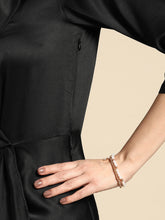 Laden Sie das Bild in den Galerie-Viewer, Shirt Dress with front Drape