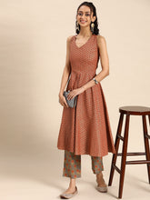 Load image into Gallery viewer, Deep back tie up kurta palazzo