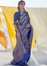 Laden Sie das Bild in den Galerie-Viewer, Space Blue Soft Silk Woven Kanjivaram Saree : Special Edition