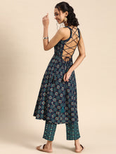 Load image into Gallery viewer, Deep back tie up kurta palazzo