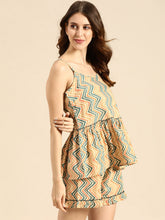 Load image into Gallery viewer, Camisole top with Shorts