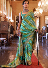 Carica l'immagine nel visualizzatore Galleria,Shades Of Green Leheriya Printed Georgette Saree with Gota Patti work