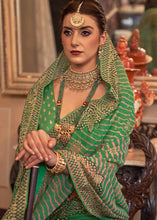 Cargar imagen en el visor de la galería, Sea Green Leheriya Printed Georgette Saree with Gota Patti work