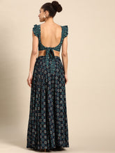 Load image into Gallery viewer, Flared Skirt with Crop Top