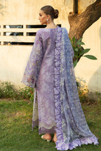 Laden Sie das Bild in den Galerie-Viewer, EMBROIDERED  LAWN UF-381