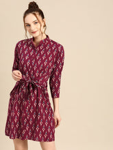 Load image into Gallery viewer, Front tie up shirt dress
