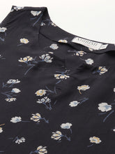 Cargar imagen en el visor de la galería, Sleeveless Kurta with shorts set