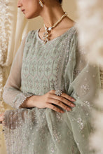 Laden Sie das Bild in den Galerie-Viewer, EMBROIDERED CHIFFON UF-299