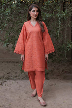 Laden Sie das Bild in den Galerie-Viewer, EMBROIDERED JACQUARD LAWN PR-773