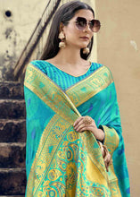 Laden Sie das Bild in den Galerie-Viewer, Sapphire Blue Woven Banarasi Silk Saree