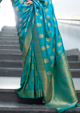 Laden Sie das Bild in den Galerie-Viewer, Cerulean Blue Woven Banarasi Silk Saree with overall Butti