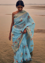 Carica l&#39;immagine nel visualizzatore Galleria,Azure Blue Woven Linen Silk Saree with Floral Motif on Pallu and Border