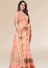 Laden Sie das Bild in den Galerie-Viewer, Creamy Pink Organza Silk Saree with Tassels on Pallu