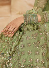 Carica l&#39;immagine nel visualizzatore Galleria,Green Heavy Embroidered Net Anarkali