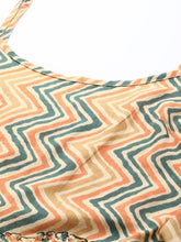 Load image into Gallery viewer, Camisole top with Shorts
