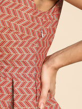 Load image into Gallery viewer, Deep back box pleated Dress