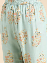 Load image into Gallery viewer, Box Pleated flare kurta with palazzo