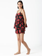 Cargar imagen en el visor de la galería, Frill Speghetti and Shorts Set