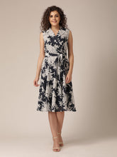 Load image into Gallery viewer, Collar with waist tie midi Dress