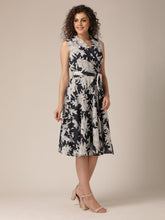 Load image into Gallery viewer, Collar with waist tie midi Dress