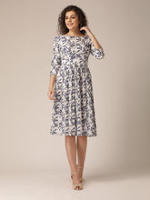 Load image into Gallery viewer, Deep back pleated Midi Dress