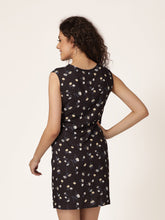 Load image into Gallery viewer, Front tie shift dress