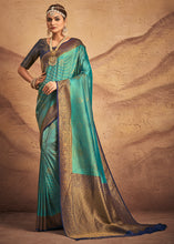 Cargar imagen en el visor de la galería, Shades Of Green Zari Woven Silk Saree