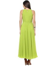 Cargar imagen en el visor de la galería, Green coloured Solid Maxi Dress