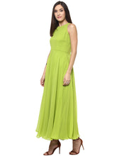 Cargar imagen en el visor de la galería, Green coloured Solid Maxi Dress