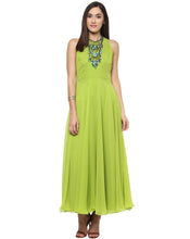 Cargar imagen en el visor de la galería, Green coloured Solid Maxi Dress