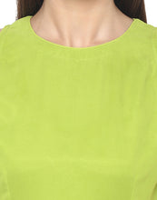 Cargar imagen en el visor de la galería, Green coloured Solid Maxi Dress