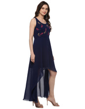 Cargar imagen en el visor de la galería, High Low Maxi Dress with printed yoke
