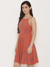 Load image into Gallery viewer, Backless with string design printed skater dress
