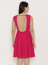 Load image into Gallery viewer, Backless box pleat Dress with Placement Block Print