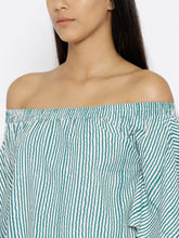 Load image into Gallery viewer, Off shoulder Striped crop top