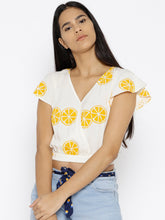Load image into Gallery viewer, Over lap lemon printed crop top