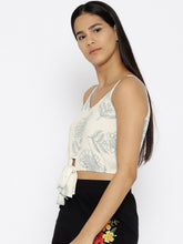 Load image into Gallery viewer, Front tie printed crop top