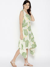 Load image into Gallery viewer, Hankerchief hem printed dress