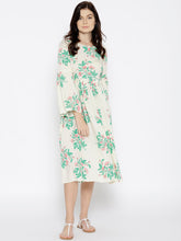 Carica l'immagine nel visualizzatore Galleria,Foral Print Midi Dress with bell sleeve