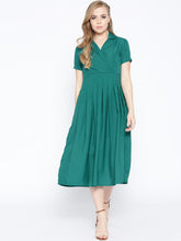 Load image into Gallery viewer, Box Pleated Midi Dress with collar