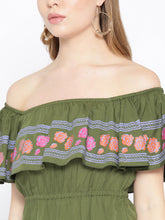 Load image into Gallery viewer, Off shoulder mini dress with print on the frill