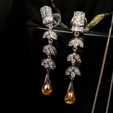 Load image into Gallery viewer, White &amp; Golden Stone Studded Pendant Set
